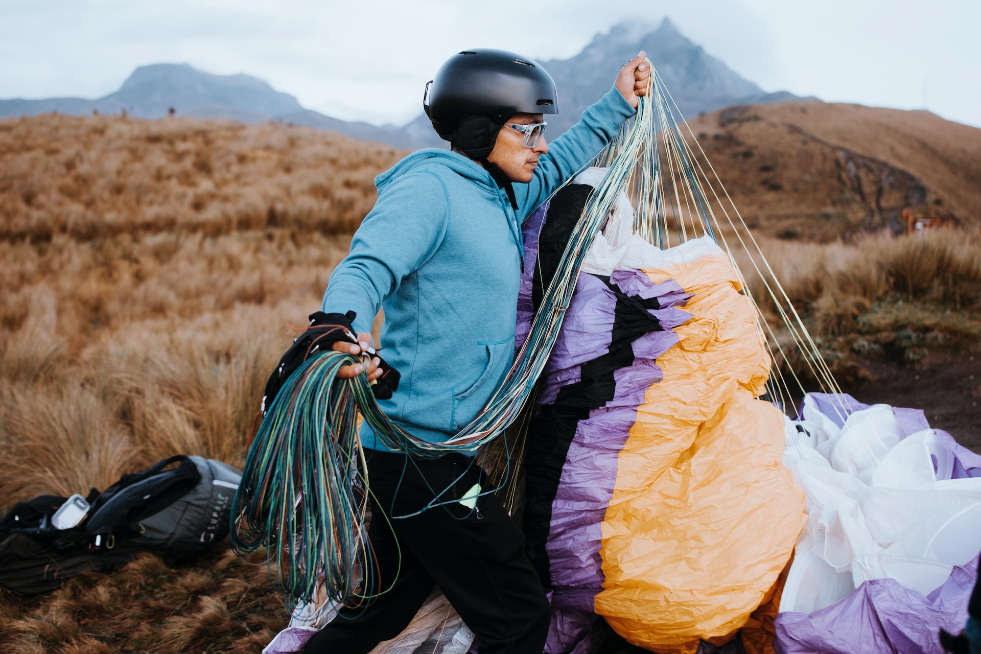 Essential Paragliding Equipment: What Every Pilot Needs to Know